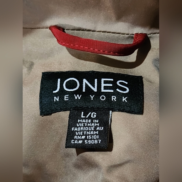Jones New York red water resistant removeable hooded coat Size Med and Lg NEW - Picture 8 of 11